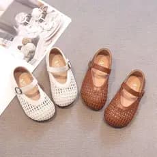 Meninas sandálias Baotou 2025 novo estilo verão estilo crianças sapatos de malha princesa sapatos do bebê menina verão s