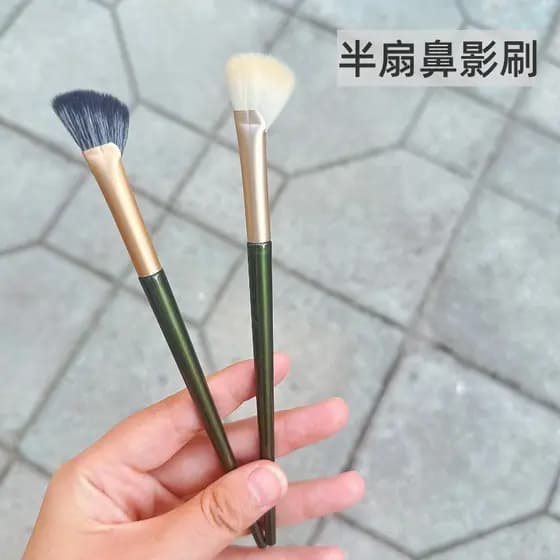 Cangzhou pincel de maquiagem único pincel Semi-ventilador nariz sombra pincel sombra de olho detalhes chanfrados pincel