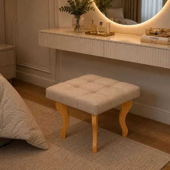 PUFF BANQUETA BAIXA SALA QUARTO ESTOFADO ESTILO LUIS XV PES MADEIRA - SLIM APOLO