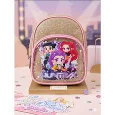 Mochila Infantil Huntrix com Bolso Transparente – Brilho, Estilo e Aventura!