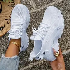 Tênis femininos de primavera, sapatos que aumentam a altura, sapatos femininos de cano baixo com cadarço, tênis leves, s