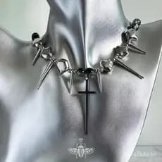 Cruz punk Colar De metal y2k Rebite high-end Gargantilha irregular Acessórios De Subcultura Para Homens E Mulheres