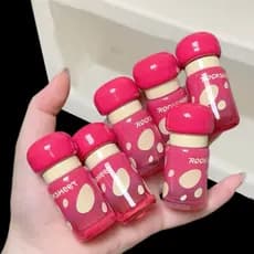 R ROCK SWEET ROCK Sweetheart Liquid Blush Contorno de alto brilho Três em um Expansão de creme multiuso iluminador