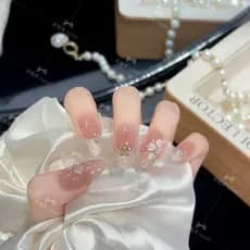 [Camela Cremosa] Camélia Armadura Usada à Mão Estilo Diário Branco