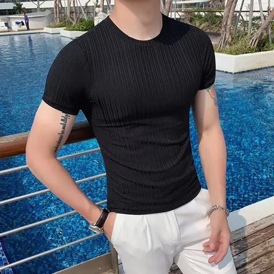 Verão estilo fino cor sólida High-End magro masculino listrado camiseta magro ajuste gelo seda curto-
