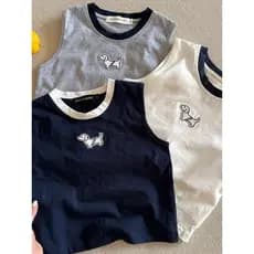 Colete infantil 2025 verão novo estilo meninos versão coreana manga dos desenhos animados topo bebê moda bordado camiset