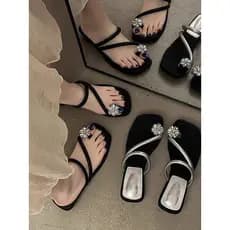 Sapatos pretos Flip-Toe sandálias femininas exterior Wear 2026 novo estilo verão strass High-End sentimento estilo fada