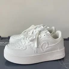 Ins na moda novo estilo sapatos brancos sapatos femininos aumentados de sola grossa tênis casuais americanos All-Match t