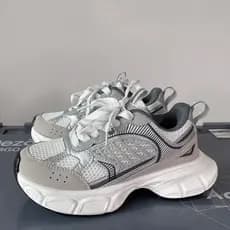 Papai sapatos masculinos Street Wear Retro All-Match sola grossa aumentando sapatos masculinos 2024 novo estilo ins infl