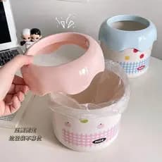 Alemão pequeno Mini 2026 novo estilo casa dormitório sala de estar escritório Desktop lata de lixo bonito caixa de armaz