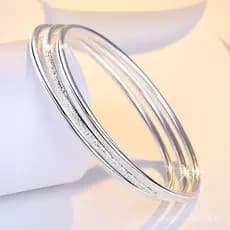 Pulseira de anel liso banhada a prata para o Dia dos Namorados, joia feminina simples e fosca.