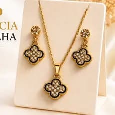 Conjunto Feminino Folheado Colar + Brincos Trevo Cravejado Elegante Luxo Presente