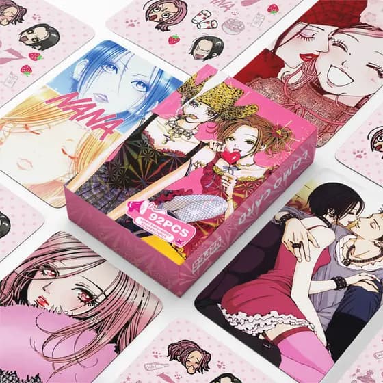Cartão Fotográfico De Animenana , Postal 60 Unidades + Adesivo 32