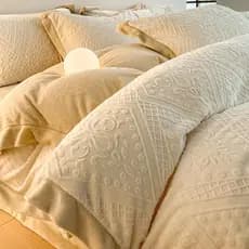 Luz de luxo High-End esculpido leite veludo cama conjunto de quatro peças inverno Coral veludo dupla face lençol de velu