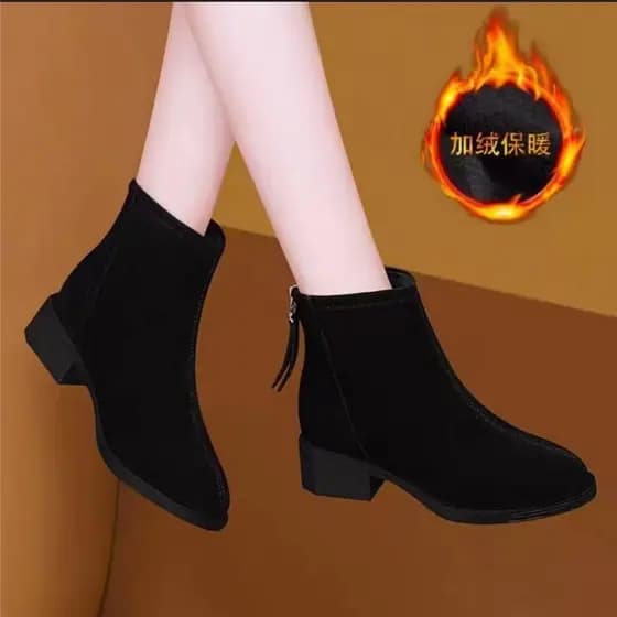 Martin botas femininas 2026 novo estilo inverno botas de salto médio feminino couro genuíno fosco botas curtas salto gro