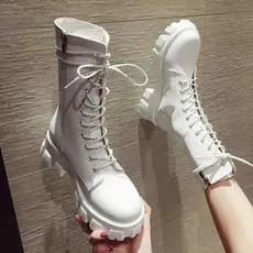 35-43 tamanho primavera outono Plus size sapatos femininos frente rendas Mid-Tube Martin botas femininas novo estilo ver