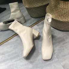 Salto alto pequeno fino botas femininas 2026 novo estilo primavera outono moda influenciador respirável Martin botas fem