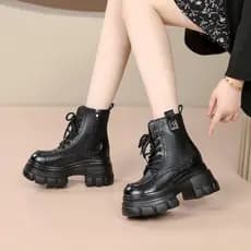 Influenciador de venda quente aumento interno 8CM Martin botas femininas estilo britânico 2025 outono novo estilo botas