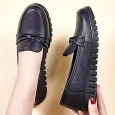Sapatos mãe sapatos de couro não cansados pés couro genuíno sola macia antiderrapante sapatos femininos idosos de meia-i