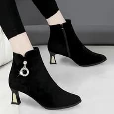 Versão coreana botas curtas de salto alto femininas 2024 outono inverno novo estilo moda botas femininas velo apontou sa