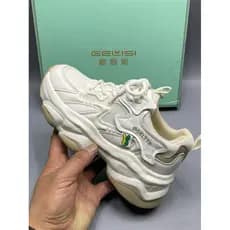 Gabinete-retirando tratamento sapatos antigos femininos 2026 primavera verão novo estilo malha respirável de sola grossa