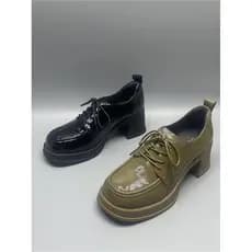 Mocassins de couro envernizado femininos 2025 primavera outono novo estilo dedo do pé redondo boca profunda estilo britâ