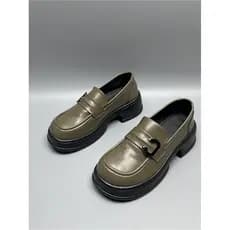 Couro genuíno de sola grossa estilo britânico pequenos sapatos de couro feminino grosso mocassins de salto baixo 2025 Re