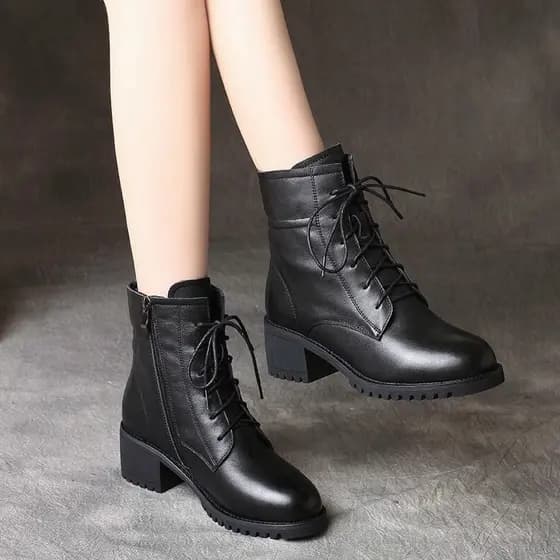 2026 Inverno Novo Estilo Martin Botas Mulheres Salto Grosso Salto Médio Estilo Britânico Forro de Lã All-match Botas Fem