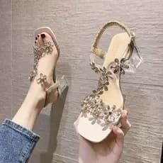 Sandálias de strass 2026 novo estilo feminino verão influenciador cristal salto grosso moda salto médio estilo fada tran