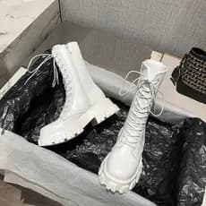 Estilo britânico Martin botas femininas na moda legal 2026 primavera outono fino de sola grossa meados de tubo botas fin
