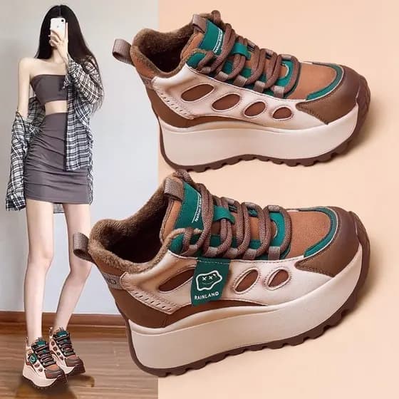 Novo estilo feminino de cano alto outono inverno sola grossa mais veludo produtos europeus 2026 Forrest Gump Retro sapat