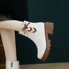 Salto alto feminino dedo do pé quadrado outono inverno olhar alto 2026 Martin botas pequeno novo estilo botas curtas fem