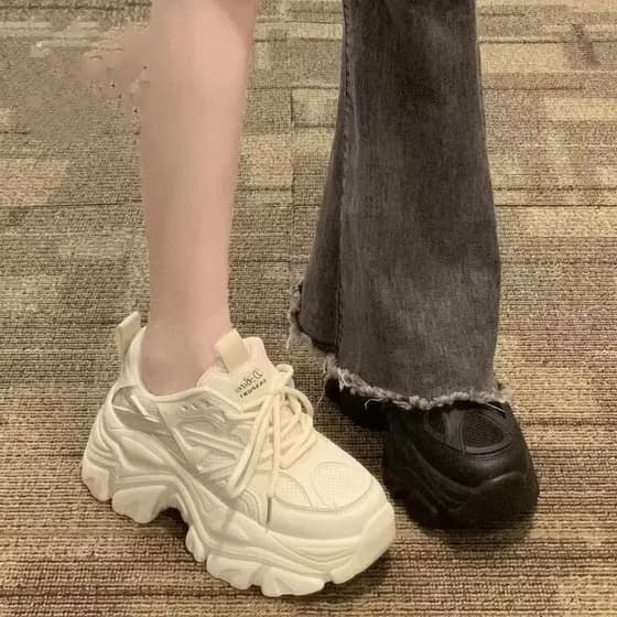 Estilo coreano na moda respirável papai sapatos femininos primavera outono novo estilo nicho Original de sola grossa Cas