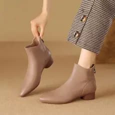 Novo outono inverno couro macio botas nuas dedo do pé apontado baixo salto grosso botas únicas moda All-Match couro maci