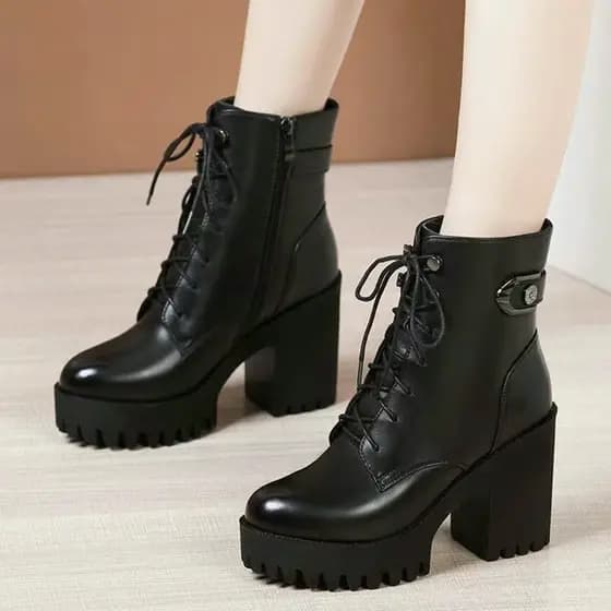 Estilo britânico botas Martin de salto grosso feminino outono inverno novo estilo ins versão coreana elegante moda meado