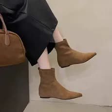 Botas pequenas internas aumentadas marrom Retro botas curtas botas finas botas femininas primavera verão novo estilo bot