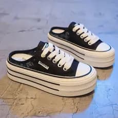 Influencer Baotou Chinelos Mulheres Verão Exterior Desgaste 2026 Novo Estilo Sapatos de Malha de Sola Grossa All-Match M