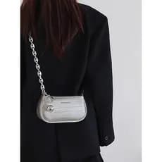 bolsa femenina Bolsa Prata Super quente axilas saco feminino 2024 novo estilo verão luz luxo nicho High-End corrente cru