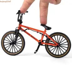 HUIJIANG Modelo De Bicicleta Brinquedo , Rack De Estacionamento Dublê Dedo Mini , Liga De Metal 1 : 8 Escala Simulação