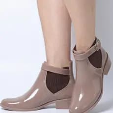 GALOCHA DE BORRACHA CONFORTAVEL, ESTILOSA E CASUAL
