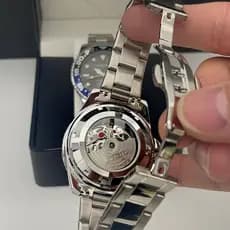Relógio masculino Goobasen quartzo submergente, bisel bicolor vermelho e azul, à prova d'água com pulseira de aço inoxid