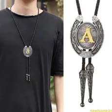Novo Metal Letra Inicial Pingente Ocidental Corda De Couro Bolo Gravata Masculina Colar Camisa Corrente Jóias Neckwear