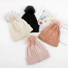 Gorro Touca Feminina Menina Tricotado Quente Fashion Cor aleatória.