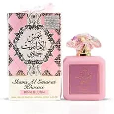 Pink Blush Shams Al Emarat Khususi Eau De Parfum Spray 100ML (3.4 OZ) da Ard Al Zaafaran |   Uma Fragrância Doce e Elega