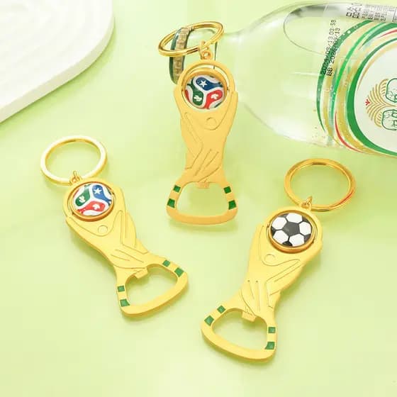 [Estoque pronto] 2026 Megamo World Football Keychain Copa do Mundo Pequeno Presente Abridor de Garrafas Pequeno Pingente