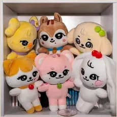 DC3 IVE Cereja Minive Bonecas De Pelúcia Presente Para Meninas Dos Desenhos Animados Ganhoujin GAEUL LIZ LEESEO rei