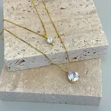 Colar Duplo Gota Cristal Ponto de Luz Banhado a Ouro 18k
