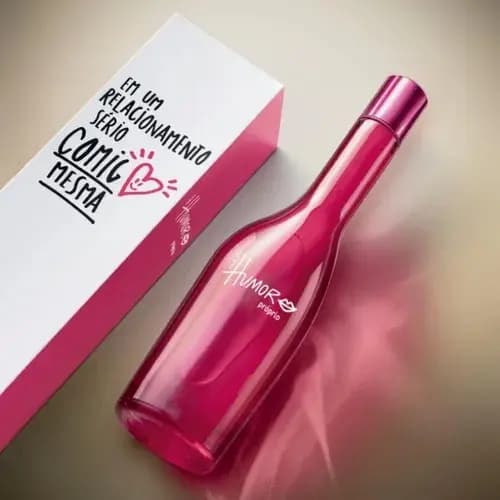 Humor Próprio Porque a melhor versão de você é aquela que se diverte sendo quem é.