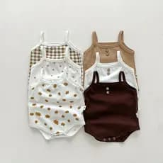 Versão coreana bebê verão macacão estilo fino estilingue macacão sem mangas triângulo bebê macacão recém-nascido colete