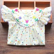 Meninas vestido colorido bolinhas tulipa bordado estilo verão manga voadora doce bebê vestido de princesa roupas infanti